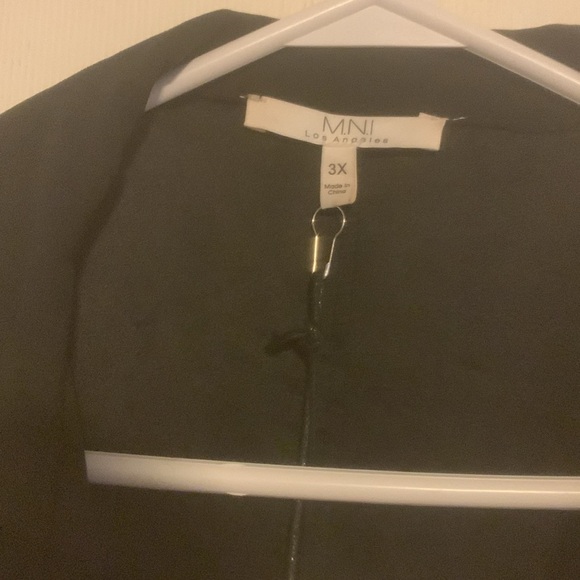 MNI Los Angeles black ultra  suede black wrap  jacket size 3X. - Picture 3 of 6